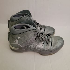 Nike Air Jordan 31 XXX1 Premium Battle Grey Sneakers Size 10.5